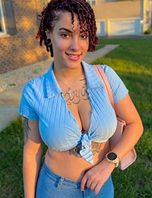 Icey Spicyy Chicago IL Independent VIP Escort accepts RS2K verification service members.