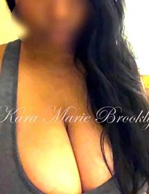 Kara Marie Brooklyn Oak Brook IL Independent VIP Escort accepts RS2K verification service members.