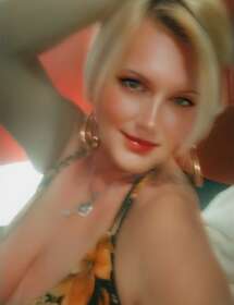Heather Hill Cedar Rapids 16 Independent VIP Escort accepts RS2K verification service members.