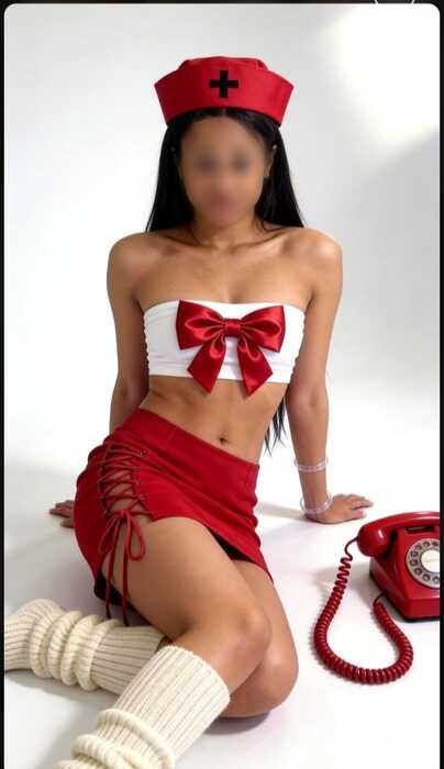 Macie -  VIP Escort from Chicago & NW Suburbs - accepts RS2K verification service members.