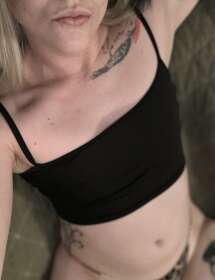 Miss Berlin  Chicago 14 Independent VIP Escort accepts RS2K verification service members.