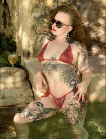 Hextyn - The Cunty Cougar New York 33 Independent VIP Escort accepts RS2K verification service members.