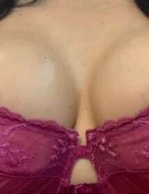 Seline Sarafina Houston  44 Independent VIP Escort accepts RS2K verification service members.