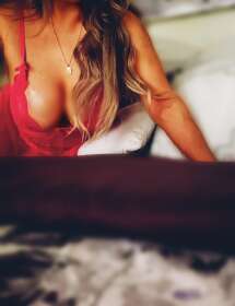 Francesca  Chicago 14 Independent VIP Escort accepts RS2K verification service members.